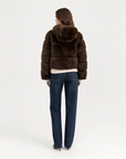 Giacca donna in ecopelliccia marrone con zip - vista posteriore