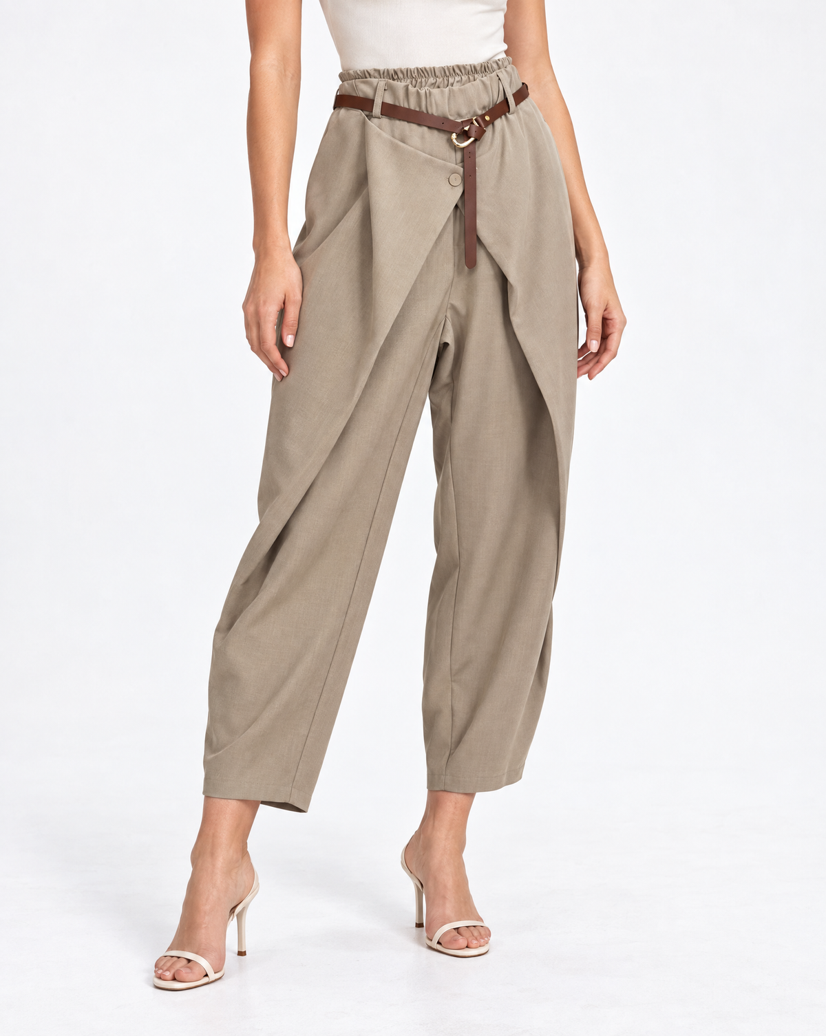 Pantalone donna drappeggiato taupe con cintura – Polly 5 – dettaglio