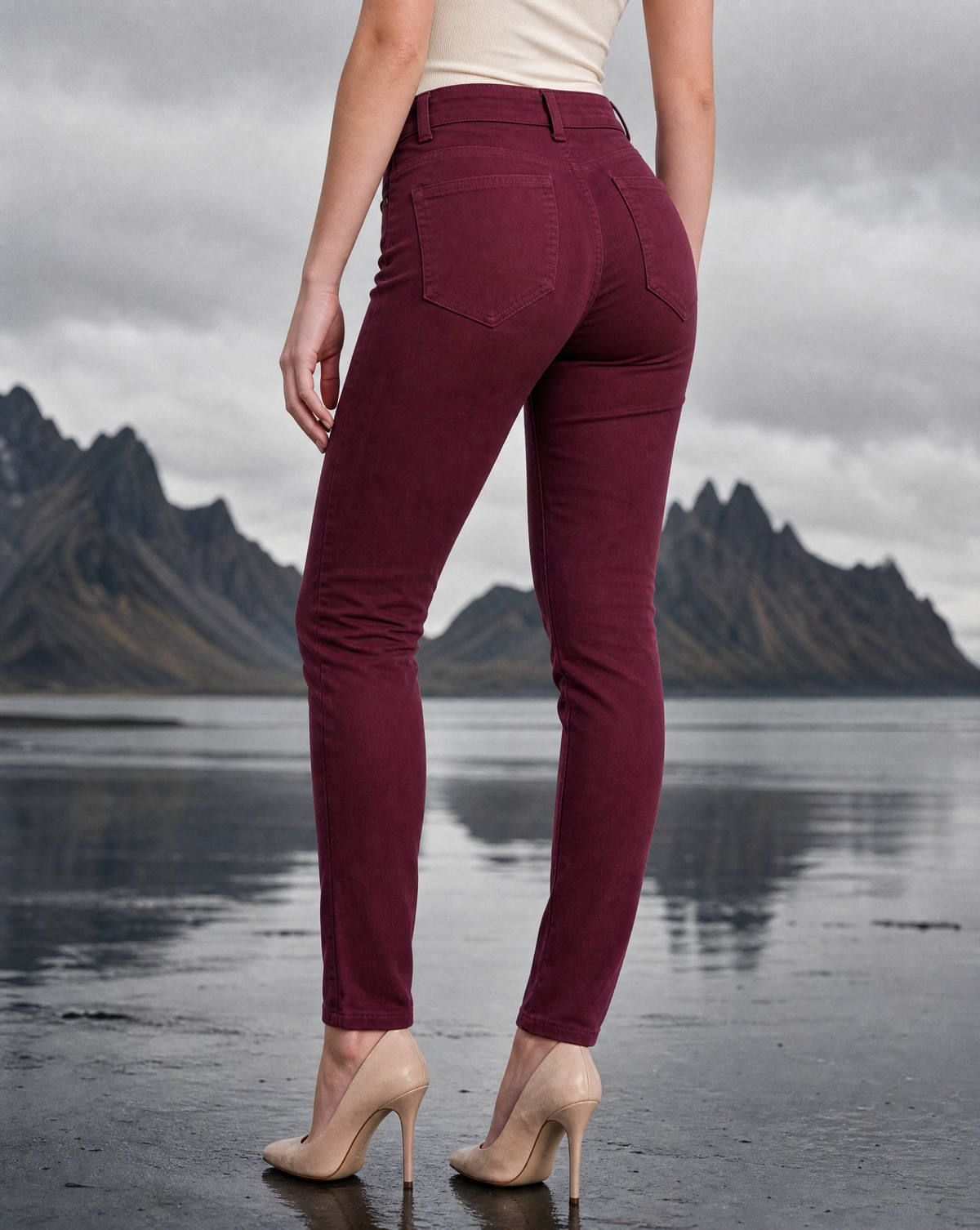 Pantaloni donna push-up slim MK5779-16 bordeaux vista posteriore