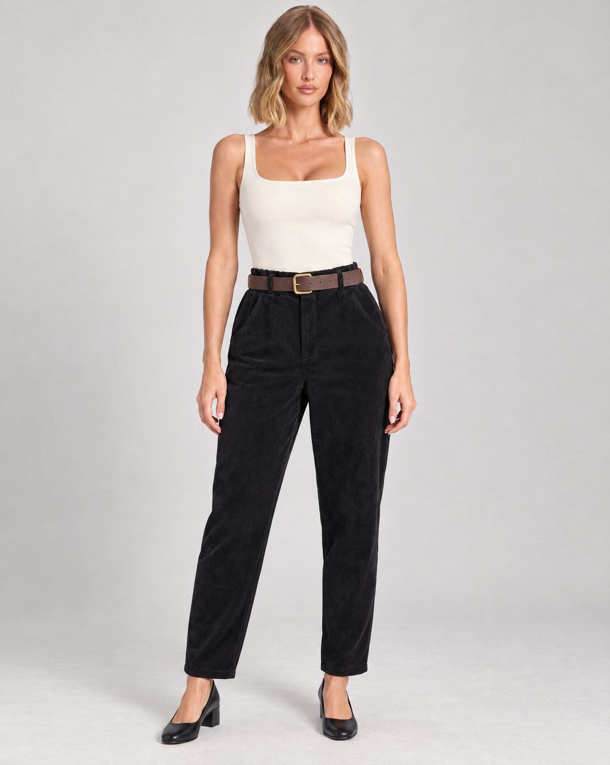 Pantaloni donna in velluto a coste nero con cintura 15081, Polly 5 – vista frontale