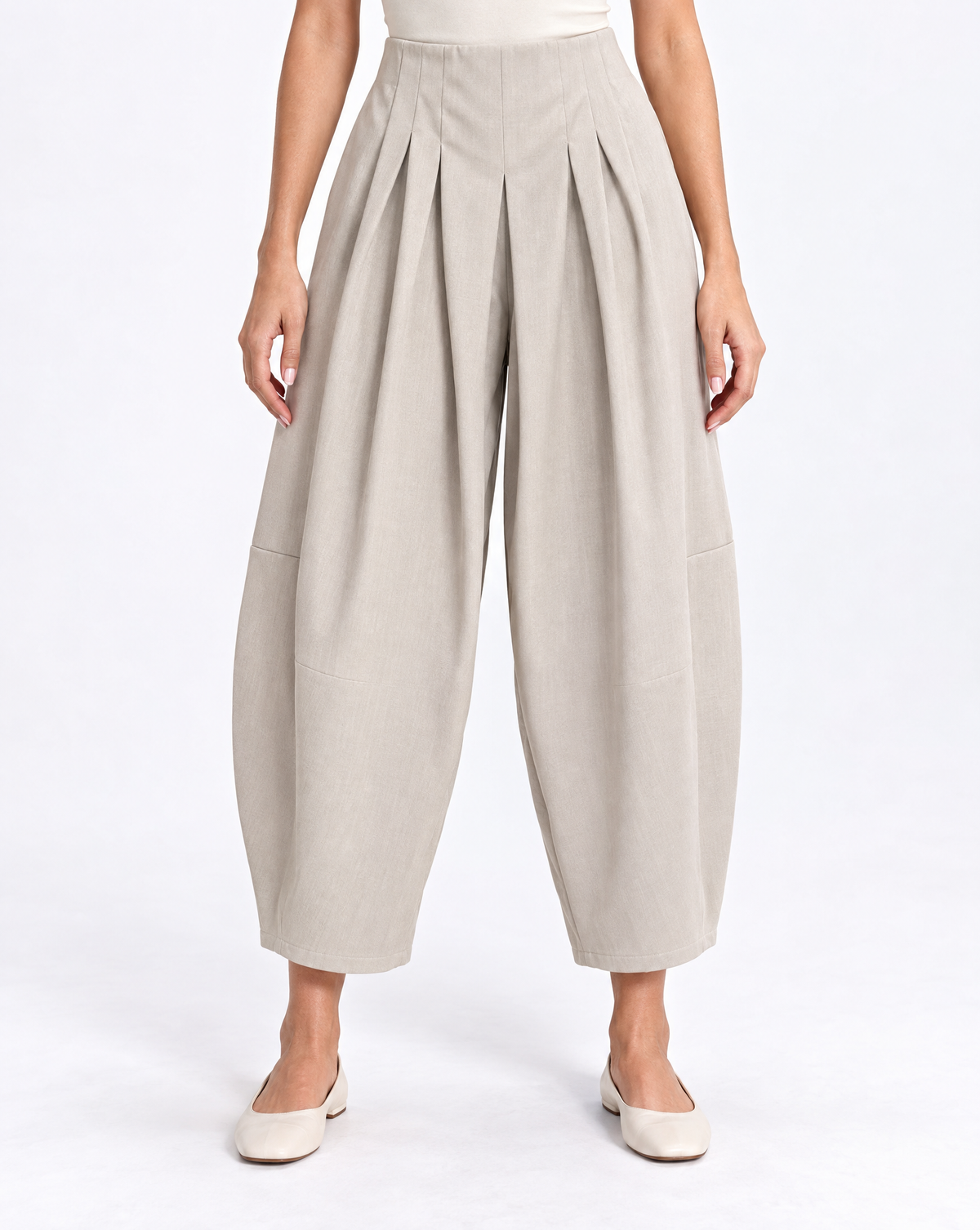 Pantaloni donna ampi con pinces beige – Polly 5 – frontale