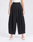 Pantaloni donna ampi con pinces nero – Polly 5 – frontale
