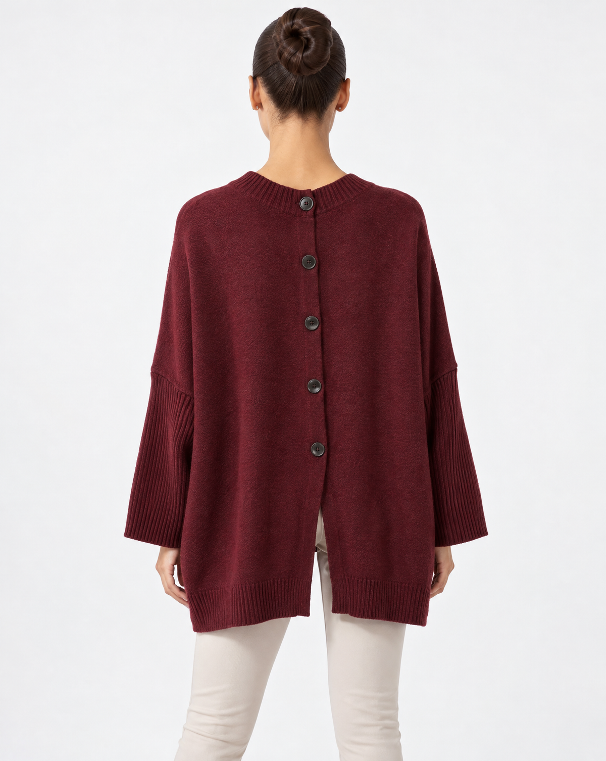 Pullover ampio Bordeaux con bottoni dietro - Polly 6 - vista del retro con bottoni