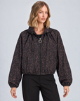 Giacca T5 0368 Leopardato indossata da Polly 5 – vista frontale