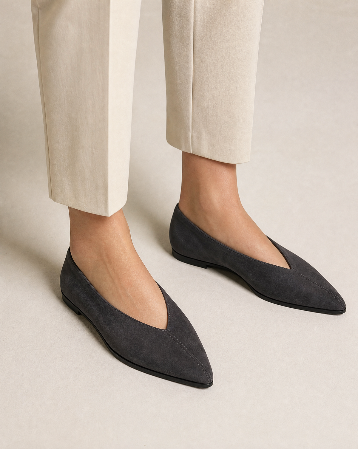 Ballerine donna VB6158 colore Carbone, indossata in primo piano