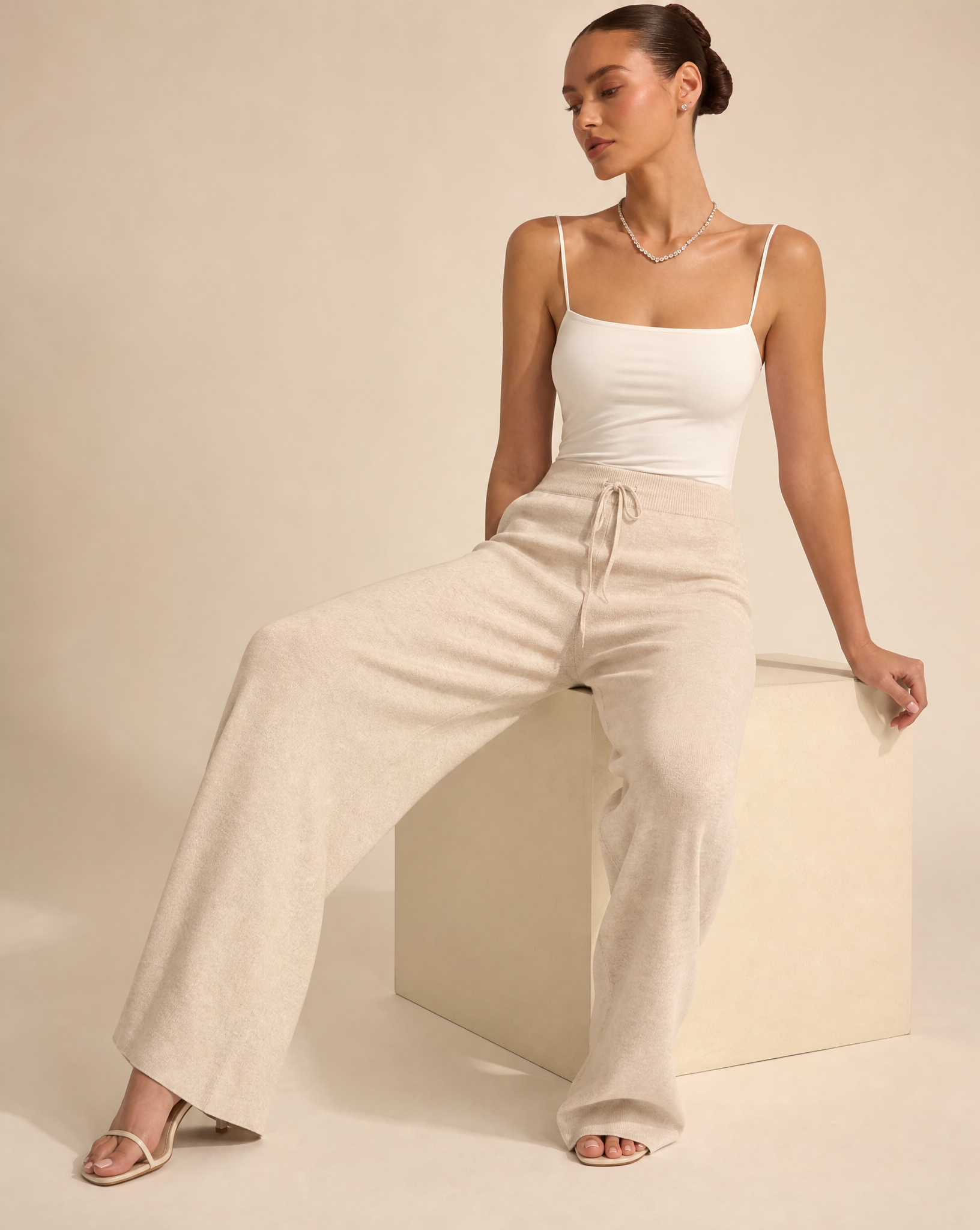 Pantaloni x17 603 Beige indossati da Polly 6, foto 3