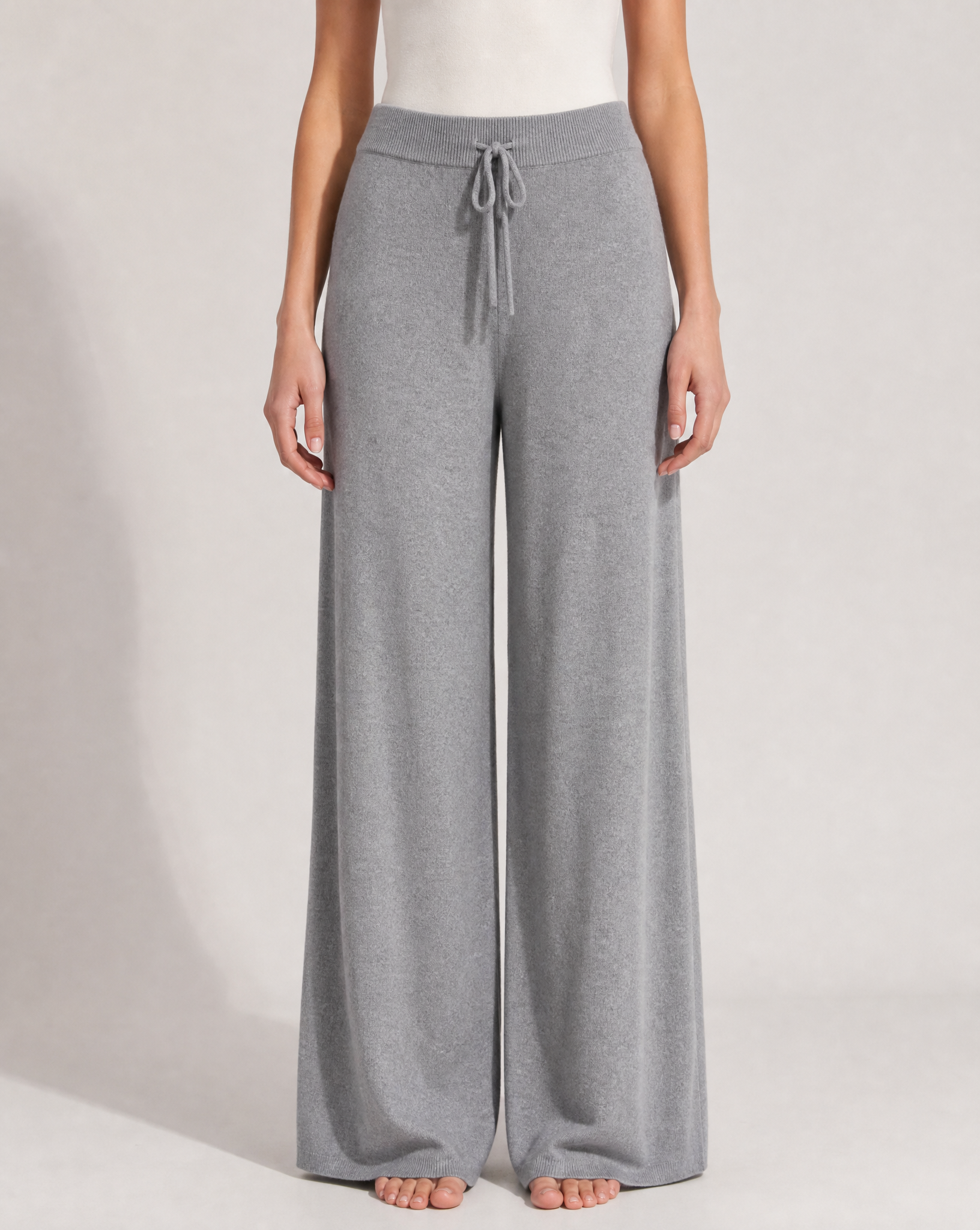 Pantaloni x17 603 Grigio indossati da Polly 6, foto 1