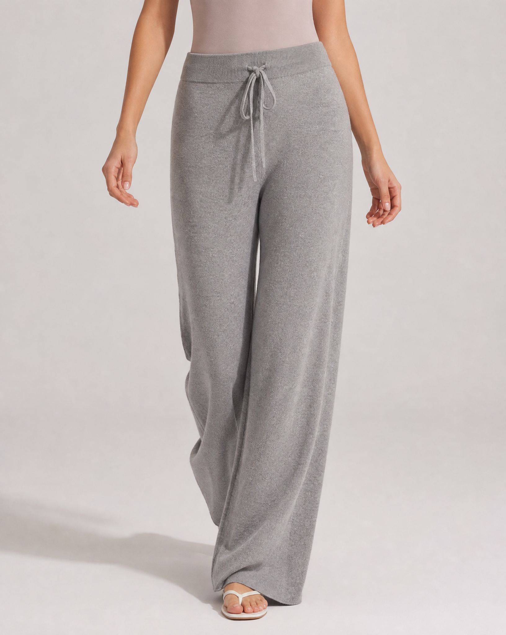 Pantaloni x17 603 Grigio indossati da Polly 6, foto 2