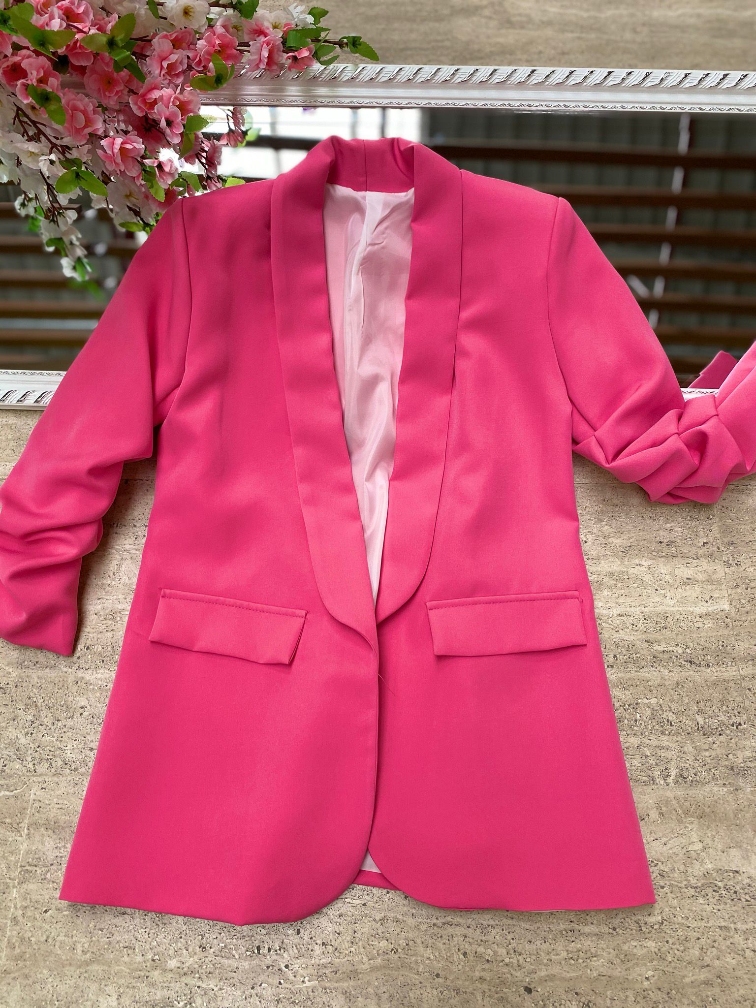 Blazer elegante a manica arrotolata