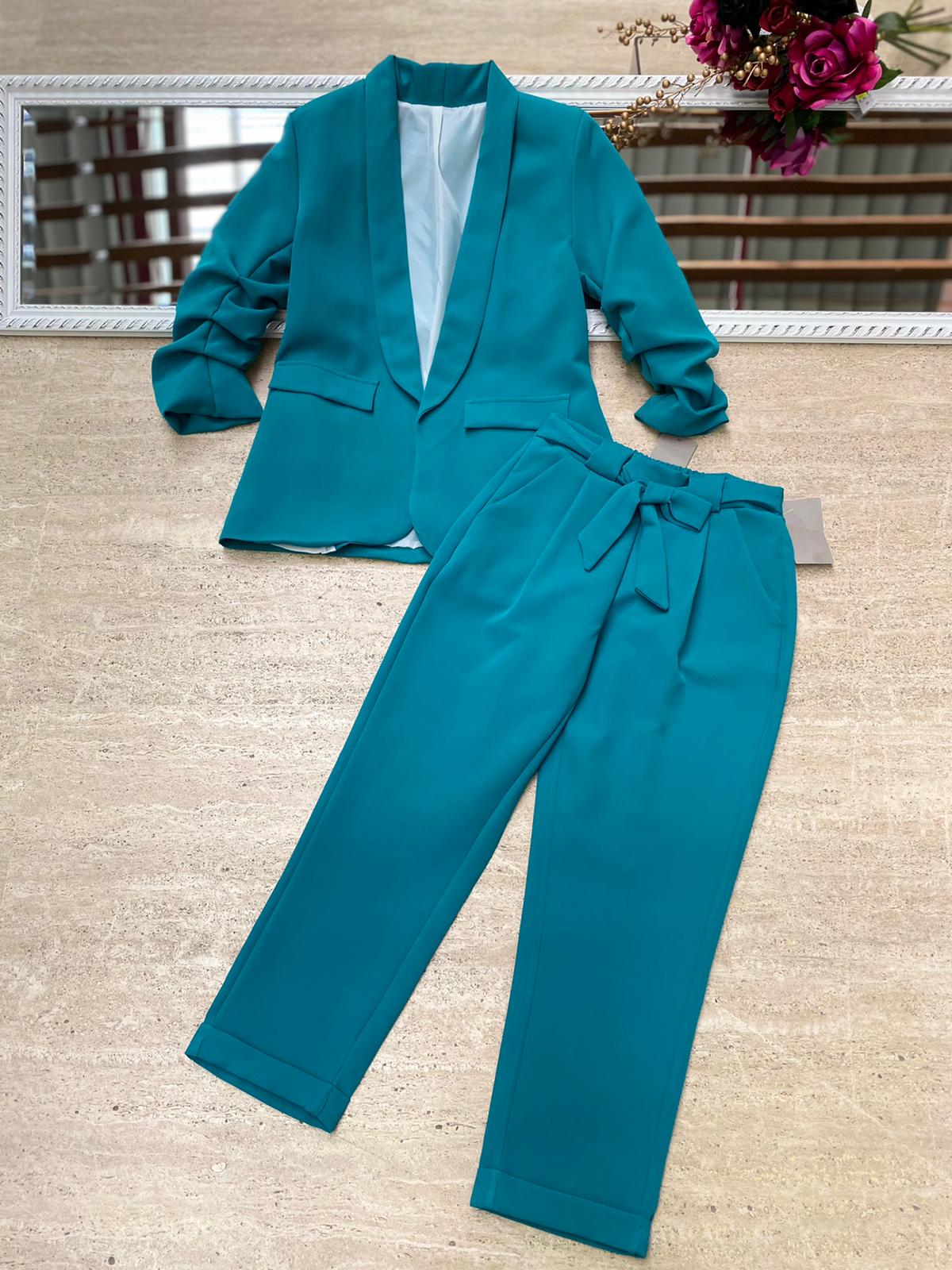 Pantaloni eleganti con fiocco